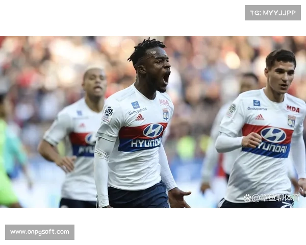 意甲罗马2-0胜对手，穆帅前东家进决赛