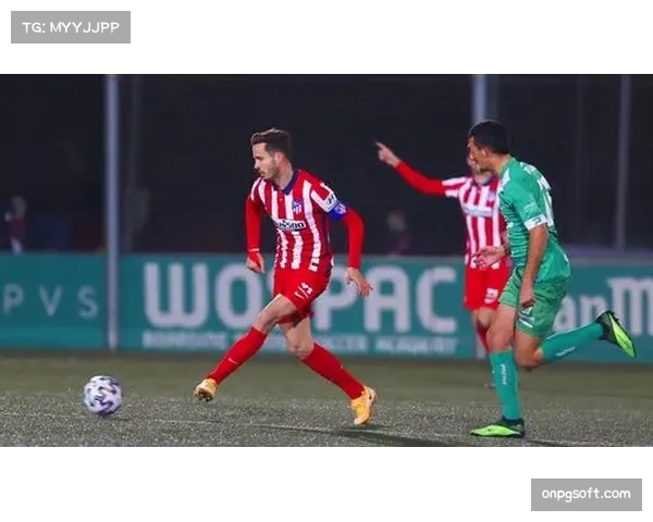 马竞主场对阵毕巴因球迷投掷物品中断比赛十分钟 马竞主场对阵毕巴因球迷投掷物品中断比赛十分钟